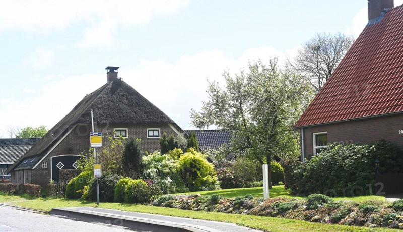 NL, Eesergroen: Spring characterises the landscape, towns and people in the province of Drenthe in the Netherlands. The picturesque village of Ees in Drenthe. NL, Eesergroen: Spring shapes the landscape, cities and people in the province of Drenthe in the Netherlands