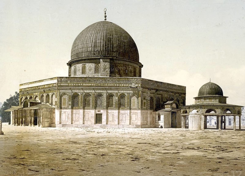 Jerusalem. Mosque d'Omar, Dome of the Rock, today Israel, Historical, digitally restored reproduction from a 19th century original, Record date not stated