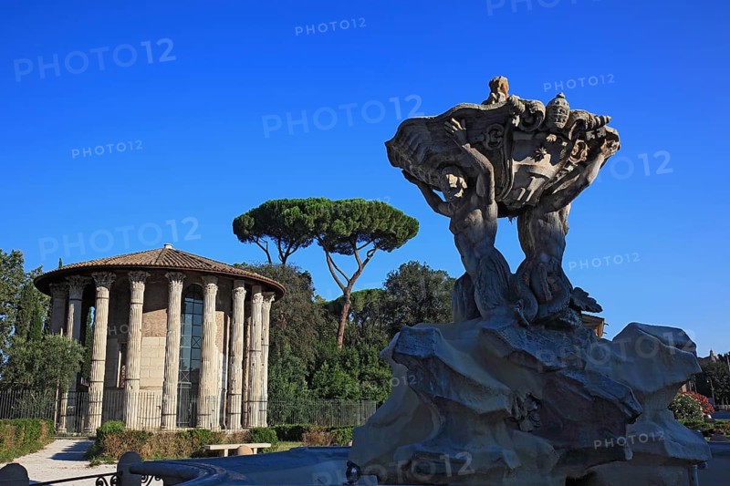 Piazza della Bocca della Verita, Tempio di Ercole Vincitore, Fontana dei Tritoni, Triton Fountain, Rome, Italy, Europe