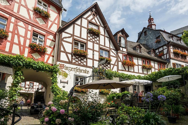 Picturesque village with half-timbered houses, Beilstein, Moselle, Rhineland-Palatinate, Germany, Europe