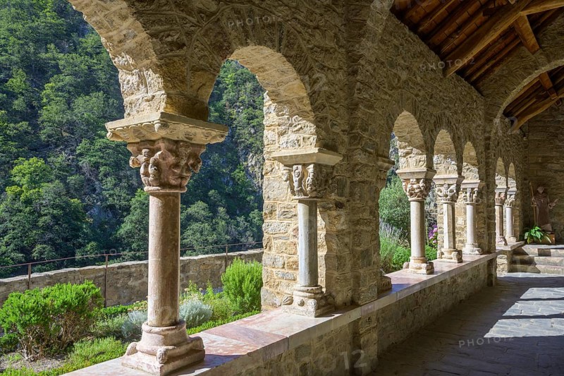 Cloister of the Abbey of Saint Martin du Canigou, Casteil, Département Pyrénées-Oriental, France, Europe