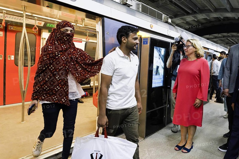 Svenja Schulze (SPD), German Federal Minister for Economic Cooperation and Development, on the metro in India in Ahmedabad, 15 September 2024