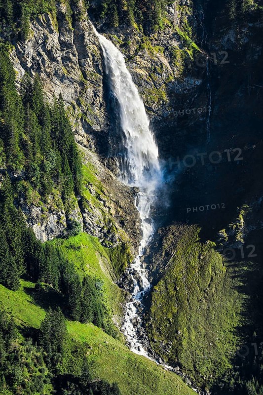 Stäubifall, 100 m, Alp Aesch, Uri, Switzerland, Europe