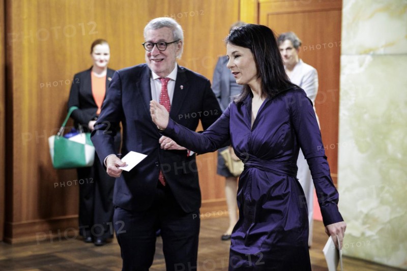 (R-L) Annalena Bärbock, Federal Foreign Minister, meets Alberto van Klaveren Stork, Foreign Minister of Chile, for talks in Berlin, 11.04.2024. Photographed on behalf of the Federal Foreign Office