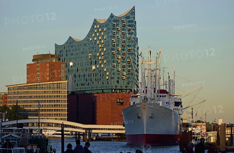 Germany, Hamburg, HafenCity, view to Elbe Philharmonic Hall, Hamburg's new concert hall, glass facade, museum ship Cap San Diego, former cargo ship, Hamburg, Hamburg, Federal Republic of Germany, Europe