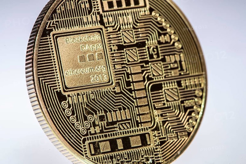 Ethereum, ETH, cryptocurrency, symbol coin, optical placeholder for the digital currency, blockchain, stock market prices
