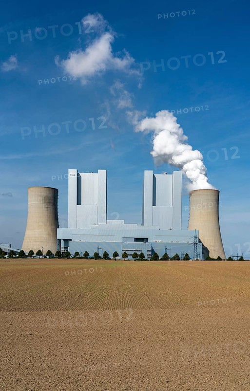 The RWE lignite-fired power plant Neurath, near Grevenbroich, Germany, largest German coal-fired power plant, second largest in Europe, Block F-G, North Rhine-Westphalia, Germany, Europe