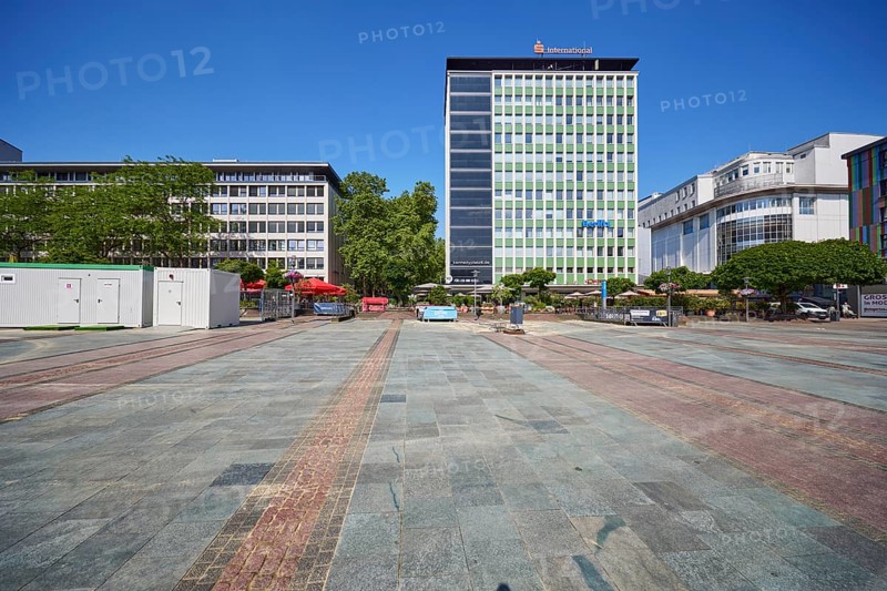 Sparkassen-International Rhein-Ruhr GmbH at Kennedyplatz in Essen, Ruhr area, independent city, North Rhine-Westphalia, Germany, Europe