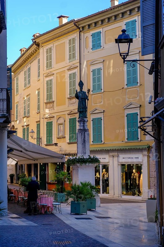 Via San Carlo, Old Town, Salo, Lake Garda, Lago di Garda, Lombardy, Italy, Europe