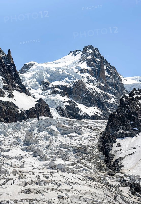 La Jonction, glacier tongue, Glacier des Bossons meets Glacier de Taconnaz, summit of Mont Maudit and Mont Blanc, Chamonix, Haute-Savoie, France, Europe