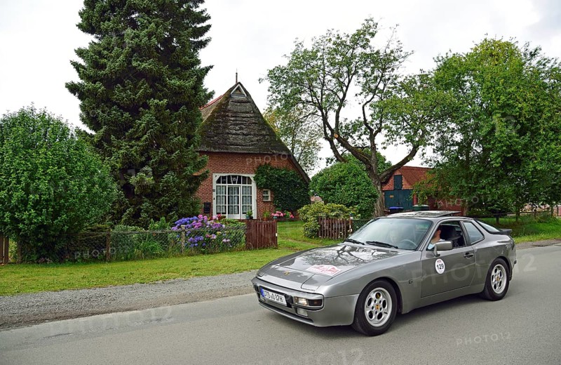 Europe, Germany, Lower Saxony, Lower Elbe Classics, classic car tour, Porsche 944, Hamburg, Hamburg, Federal Republic of Germany, Europe