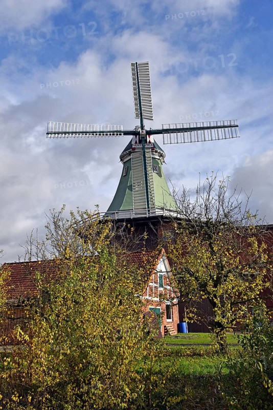 Europe, Germany, Lower Saxony, Hamburg Metropolitan Region, Altes Land, Stade District, Hollern-Twielenfleth, Venti Amica historic windmill, Europe