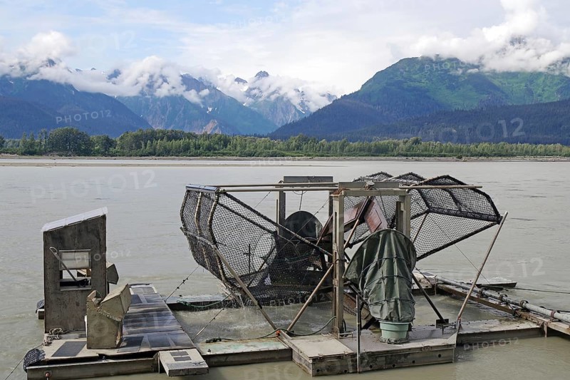 Old fish wheel, fishing method of the North American natives, Chilkoot River, Haines, Alaska, USA, North America