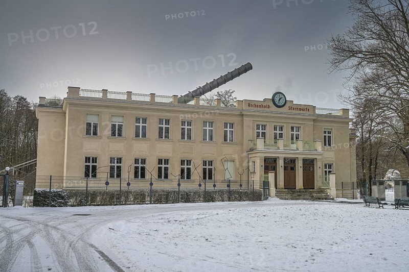 Archenhold Observatory in winter, Alt-Treptow, Treptower Park, Treptow, Treptow-Köpenick, Berlin, Germany, Europe