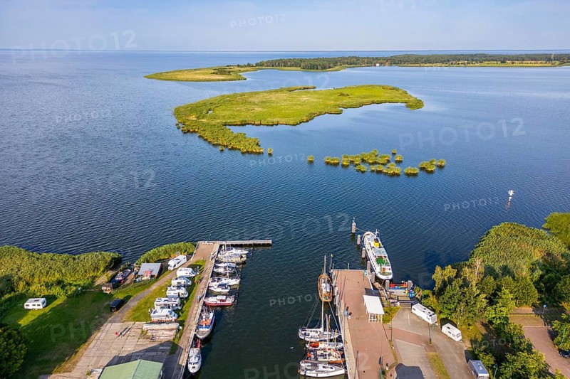 Aerial view, drone photo: harbour in the village of Altwarp, behind the island of Lysa Wyspa in Poland, Szczecin Lagoon, Mecklenburg-Western Pomerania, Germany, Europe