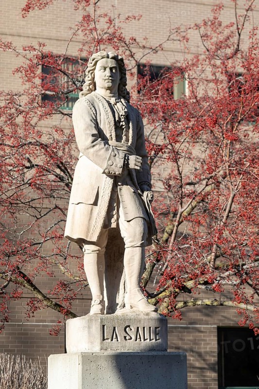 Detroit, Michigan, A statue of Robert Cavalier Sieur de La Salle, one of four French explorers who paved the way for the European settlement of Michigan. The statue, on the campus of Wayne State University, was carved by Julius Theodore Melchers. It was part of Detroit's original city hall until that building was demolished in 1961