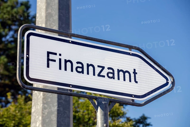 Directional sign with the inscription tax office
