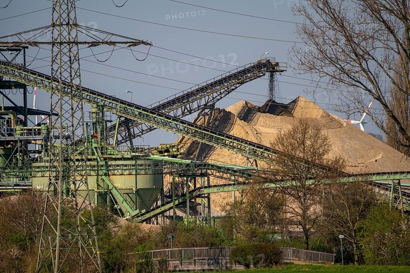 Holemans gravel works, near Rees, gravel and sand extraction on the Lower Rhine, Germany, Europe