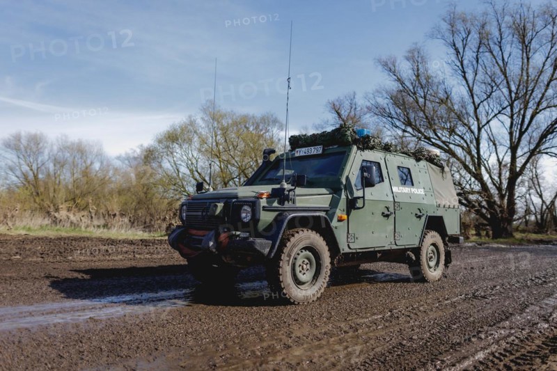 An armoured Bundeswehr vehicle of the Dingo type of the military police, photographed during the military exercise 'Wettiner Schwert' near Tangermünde, 26.03.2024. 'Wettiner Schwert' is part of the Quadriga exercise of the Bundeswehr and the NATO large-scale manoeuvre Steadtfast Defender 2024
