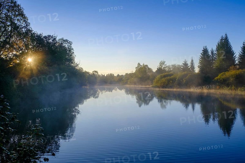Sunrise with fog, Mühlweiher at Reutberg Monastery, Sachsenkam, Tölzer Land, Alpine foothills, Upper Bavaria, Bavaria, Germany, Europe