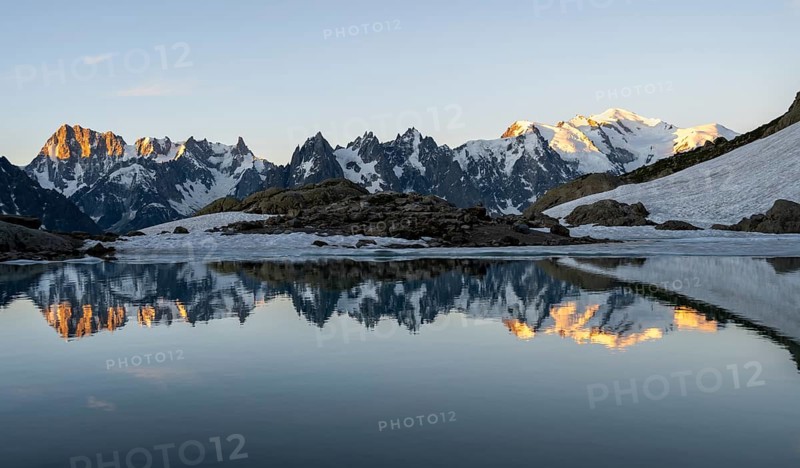 Morning atmosphere, mountain landscape at sunrise, water reflection in Lac Blanc, mountain peak, Aiguille Verte, Grandes Jorasses, Aiguille du Moine, Mont Blanc, Mont Blanc massif, Chamonix-Mont-Blanc, Haute-Savoie, France, Europe