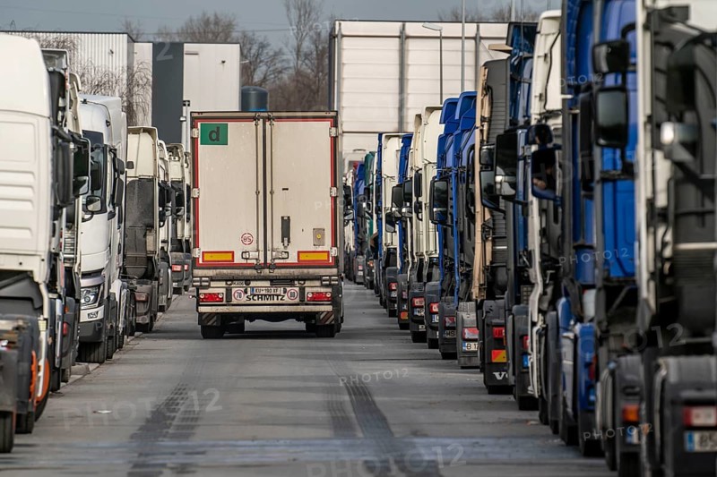 Dachser logistics centre in Herne-Börnig, truck tractors waiting for their next journey and the call-off, Herne North Rhine-Westphalia, Germany, Europe