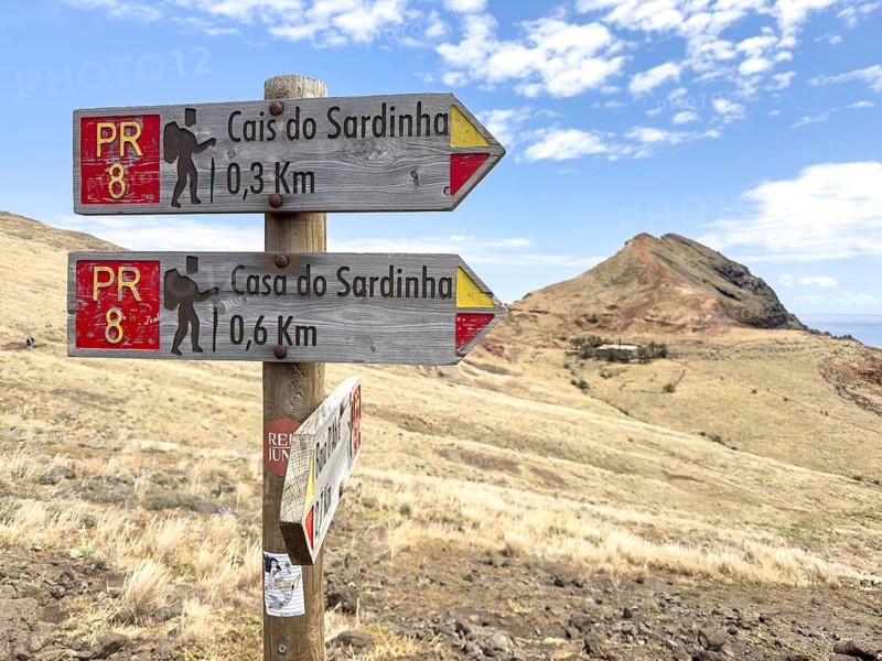 Signpost for the PR 8 hiking trail on the Vereda Ponta de São Lourenço, Caniçal, Madeira, Portugal, Europe
