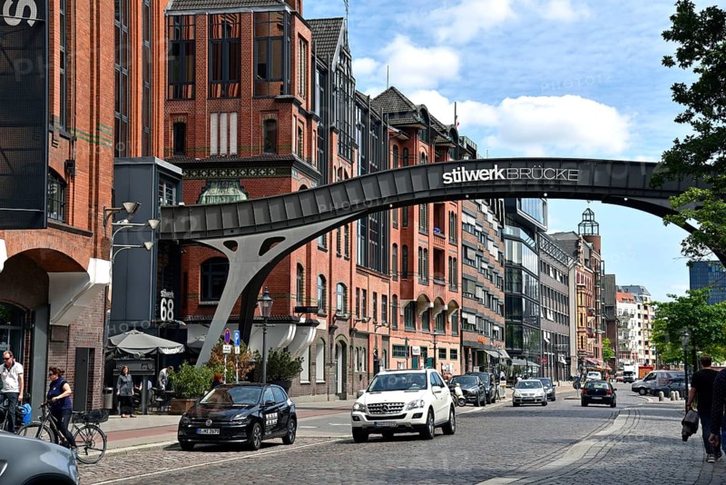 Europe, Germany, Hanseatic City of Hamburg, Altona district, Große Elbstraße, Stilwerk bridge, former malthouse building from 1907, 28 businesses in the building, Europe