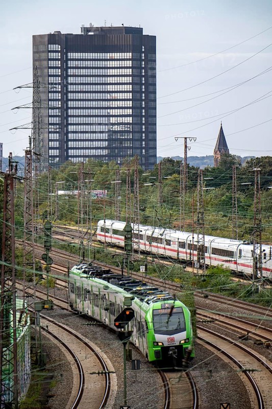 Tracks in front of Essen main station, ICE 2 train on the tracks, S-Bahn train, town hall, North Rhine-Westphalia, Germany, Europe