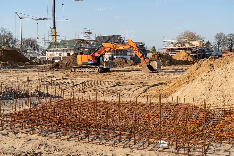 New development area, Am Schwan, in Wesel, where 70 detached and semi-detached houses are being built, Lower Rhine, Germany, Europe