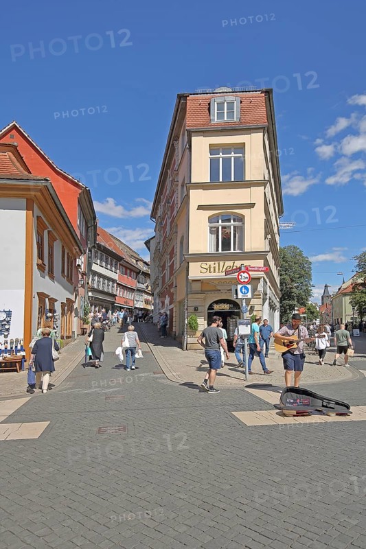 View into pedestrian zone with Krämerbrücke at Benediktsplatz, pedestrian, houses, narrow, still life, Erfurt, Thuringia, Germany, Europe