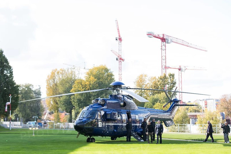 Volodymyr Zelensky (President of Ukraine) is received by Olaf Scholz (Chancellor of the Federal Republic of Germany) after his arrival by helicopter in front of the Federal Chancellery, 11 October 2024