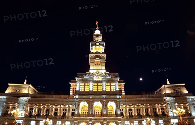 Banat, city of Arad, city centre, city hall at night, illuminated, Romania, Europe