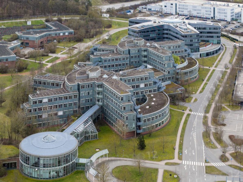 Quantum Gardens Ehingen on the IBM site. The 500 million euro project is to be developed here. The Ozean Group has purchased the buildings on the IBM site for this purpose. However, US sanctions against the Afghan investor Haji Ajmal Rahmani have caused the project to falter. Ehningen, Böblingen district, Baden-Württemberg, Germany, 10/03/2024, Europe