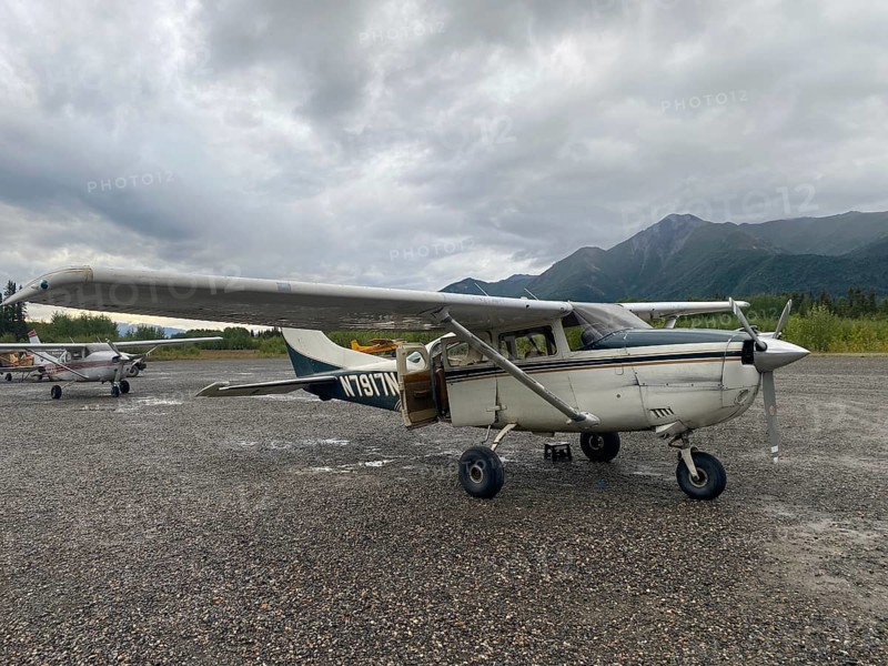 Small propeller plane on the airstrip of McCa Copper River Census, Wrangell-St. Elias National Park, Alaska, USA, North America