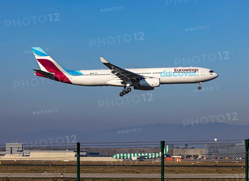Aircraft approaching Frankfurt Airport, Fraport Airport. Aircraft registration D-AIKE, DISCOVER AIRLINES, AIRBUS A330-300, Frankfurt am Main, Hesse, Germany, Europe