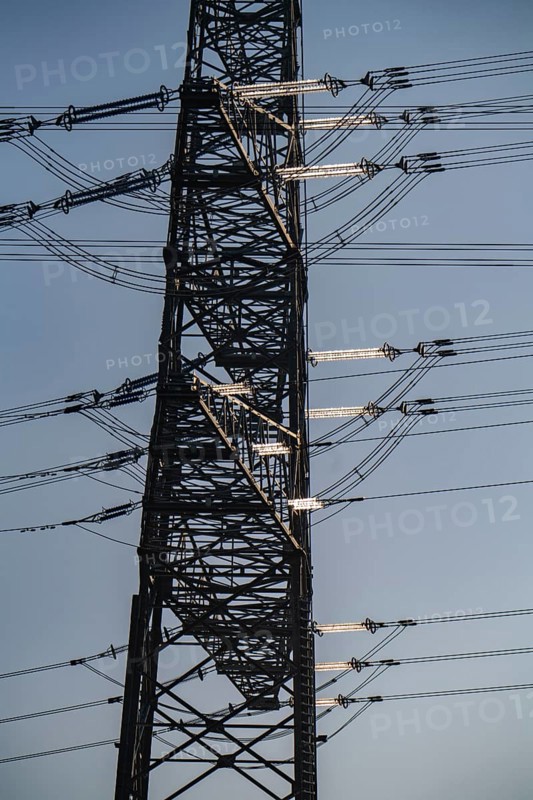 380 kV system, switchgear, from the transmission system operator Amprion, in the Emscherbruch in Herten, high-voltage pylon with glass insulators, North Rhine-Westphalia, Germany, Europe