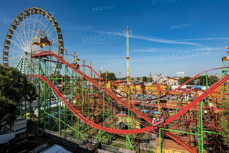 The Rhine Fair in Düsseldorf, in the Rhine meadows in the Oberkassel district, on the Rhine, Wild Mouse ride, North Rhine-Westphalia, Germany, Europe
