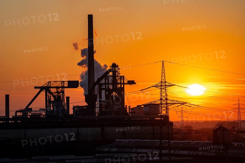 The two blast furnaces of HKM, Hüttenwerke Krupp Mannesmann, in Duisburg-Hüttenheim, extinguishing cloud of the coking plant, chimney of the sintering plant, Duisburg, North Rhine-Westphalia, Germany, Europe
