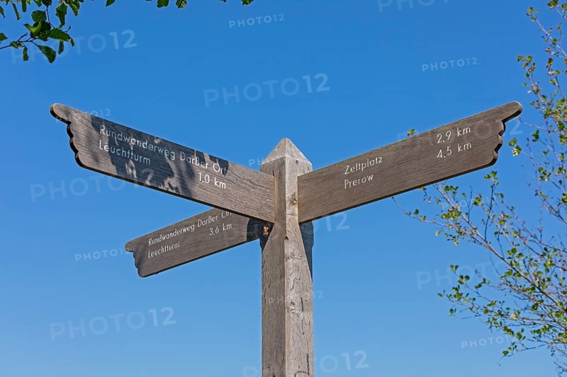 Signpost, circular hiking trail, Darßer Ort, Born a. Darß, Mecklenburg-Vorpommern, Germany, Europe