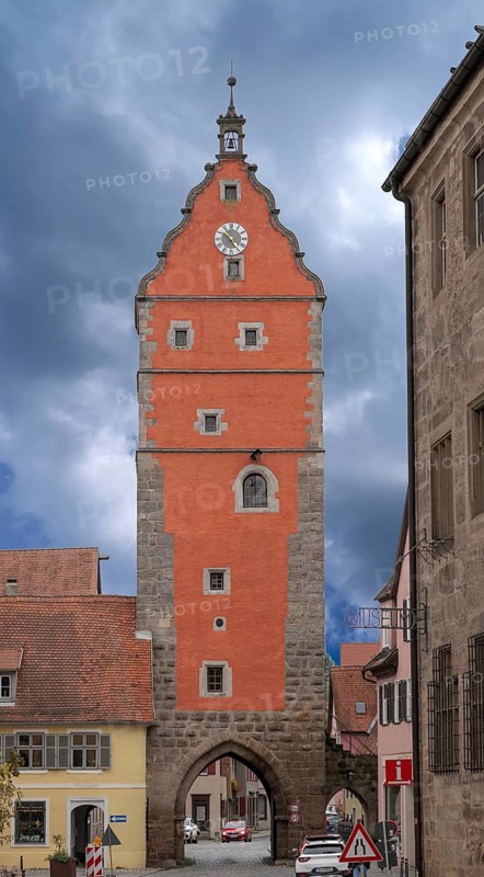 Wörnitztor, completed around 1235, part of the medieval town wall, Dinkelsbühl, Bavaria, Germany, Europe