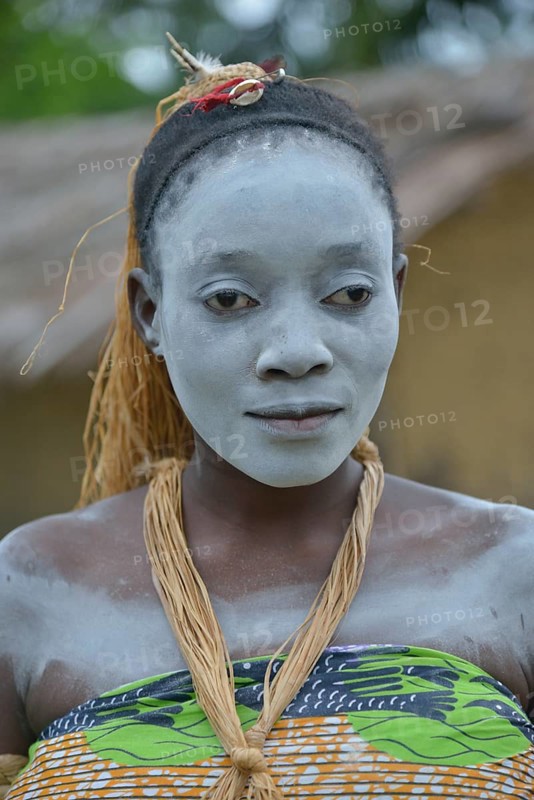 Portrait of a sick woman during a healing dance, healing ceremony, Nkala, Bandundu Province, Democratic Republic of the Congo