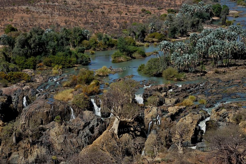 Epupa Falls, waterfalls of the Kunene River on the Namibian-Angolan border, Kunene Region, Namibia, Africa