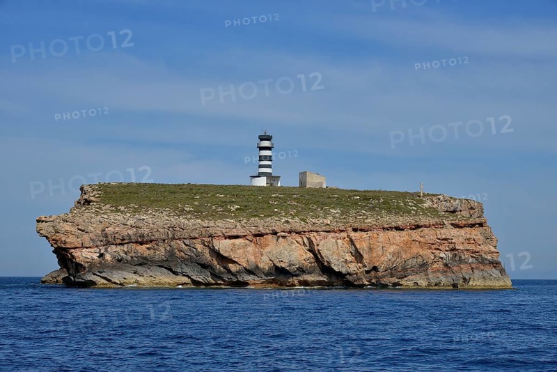Lighthouse on the island of Na Foradada, Parque Nacional de Cabrera, Cabrera National Park, Cabrera Archipelago, Majorca, Balearic Islands, Spain, Europe