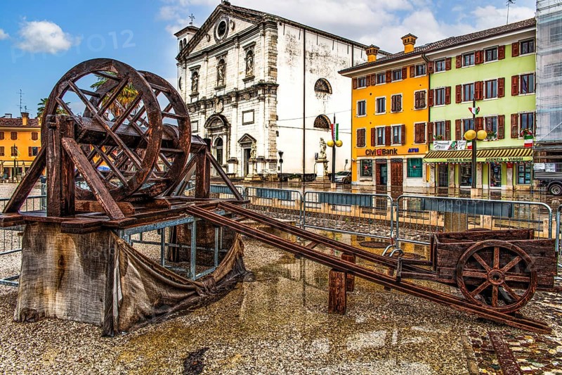 Equipment for the construction of the fortress walls, in Piazza Grande, Piazza Vittorio Emanuele, planned town with star-shaped layout, Palmanova, Unesco World Heritage Site, Friuli, Italy, Palmanova, Friuli, Italy, Europe
