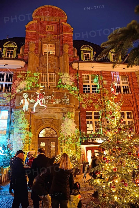 Europe, Germany, Lower Saxony, Hamburg Metropolitan Region, Buxtehude, Christmas, Old Town Hall, Hamburg, Hamburg, Federal Republic of Germany, Europe