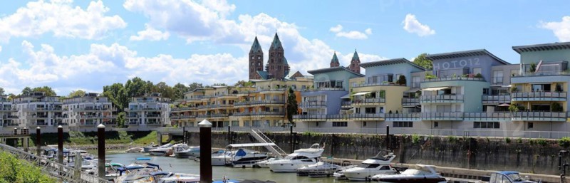 The Speyer marina, with the famous Speyer Cathedral in the background