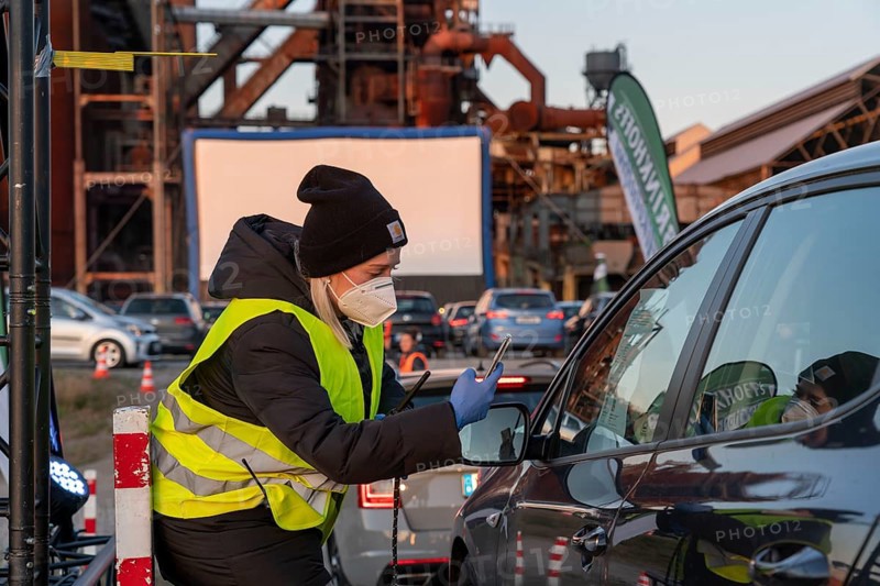 Drive-in cinema Dortmund, in front of the backdrop of the former blast furnace plant Phönix-West in Dortmund-Hörde, temporary film screening, event in compliance with contact restrictions, contactless checking of admission tickets, only bookable online, effects of the corona crisis in Germany