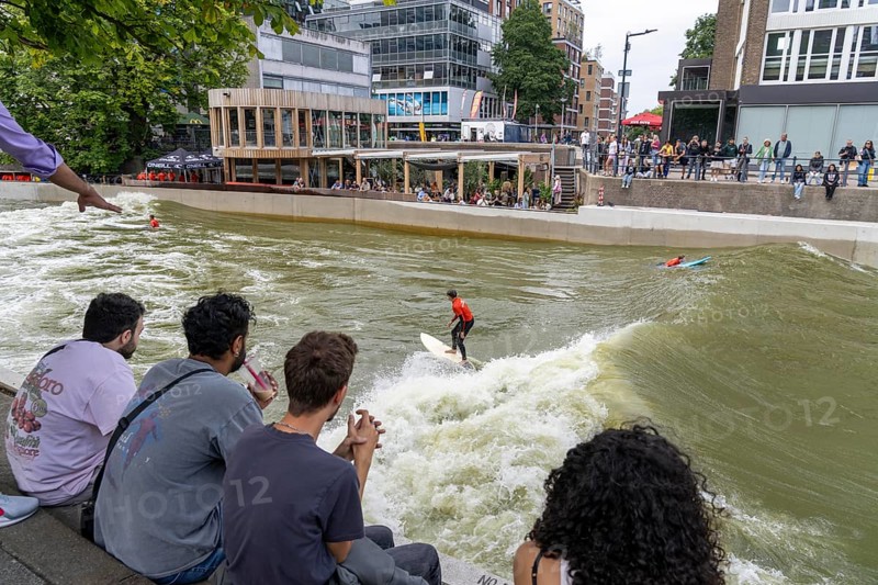 Surfing facility in the city centre of Rotterdam, Rif010, supposedly the world's first wave facility for surfers in a city, in the Steigersgracht, a 130 metre long and 21 metre wide wave pool was built in the existing canal, waves up to 1.5 metres high can be generated, every 7 seconds a wave breaks for the surfers, the 4.5 million litres in the pool, water is moved by 8 wave machines, Netherlands