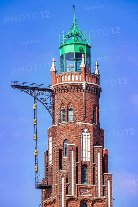 Simon Loschen Lighthouse, New Harbour, harbour basin, harbour district, residential buildings, office buildings, marina and museum ships, part of the Harbour Worlds, in Bremerhaven, Bremen, Germany, Europe